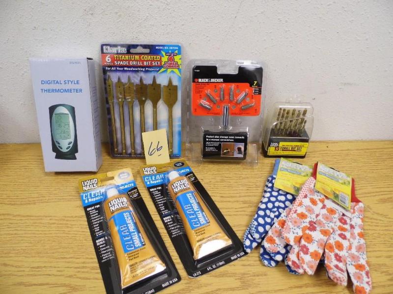 lot 66 image: Lot of New Tool Items