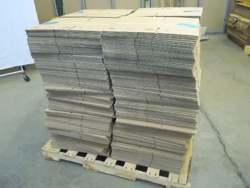 125 (5 bundles of 25) of new boxes ...