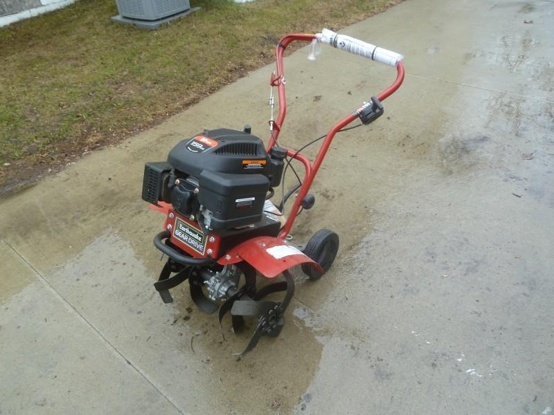 lot 4 image: 2012 Earth Quake Tiller 24" w...