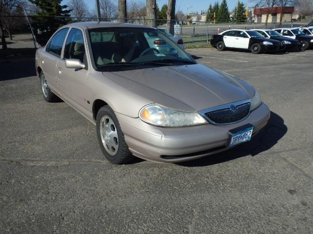 lot 10 image: 1999 MERCURY MYSTIQUE GS VIN 1MEFM...