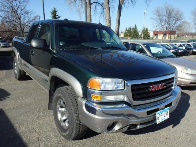 lot 11 image: 2003 GMC SIERRA Z71 1500 VIN 2GTEK...