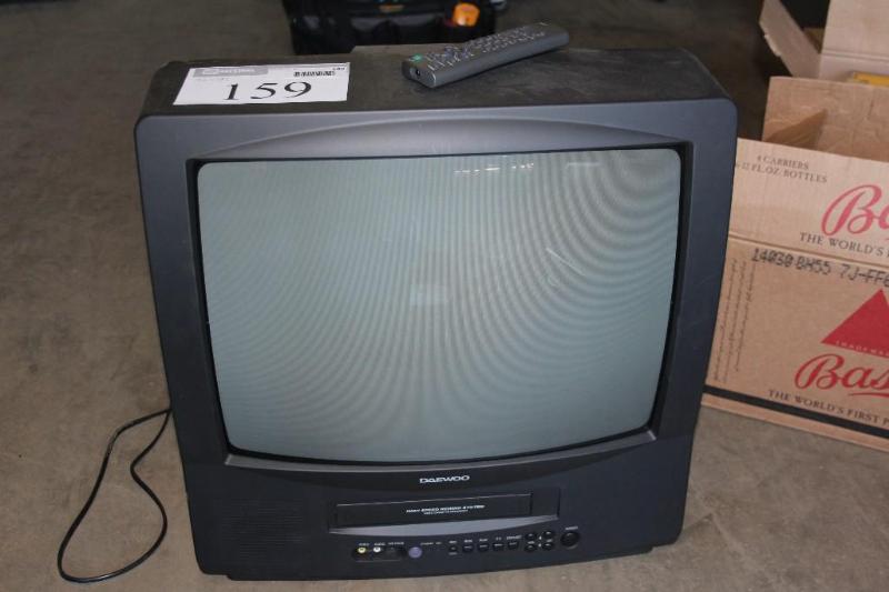 lot 159 image: Daewood, Tube TV, with VHS Player, ...