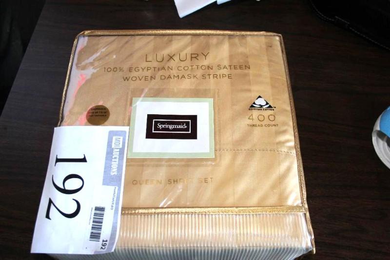 lot 192 image: Luxury, Queen Sheet Set, 100% Egypt...