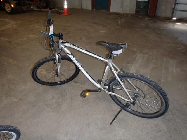 lot 249 image: Specialized Bicycle, Mens MT Bike,...