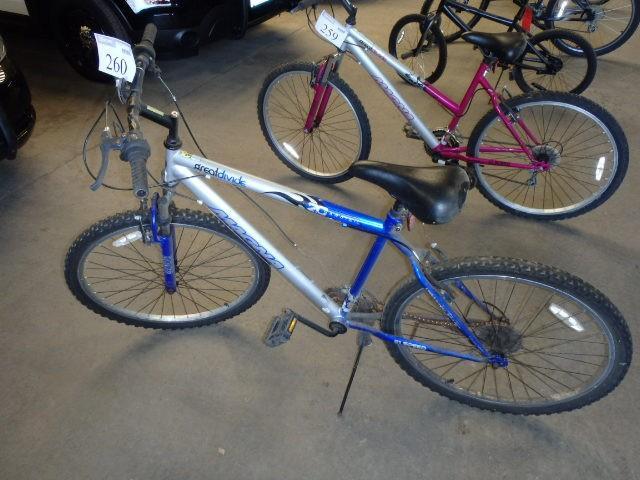 lot 260 image: Magna Bicycle, Mens 21 Speed MT Bi...
