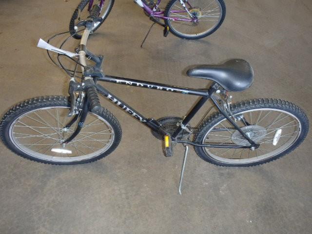 lot 262 image: Huffy, Enduro Bicycle, Mens 15 Spe...