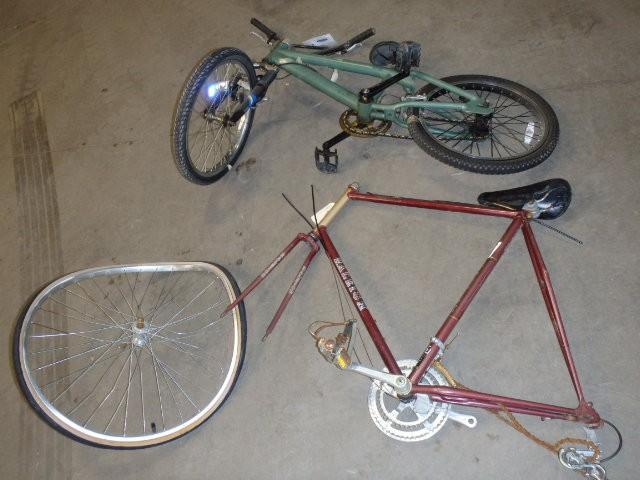 lot 272 image: Lot of (2) Bicycles, (1) BMX Style,...