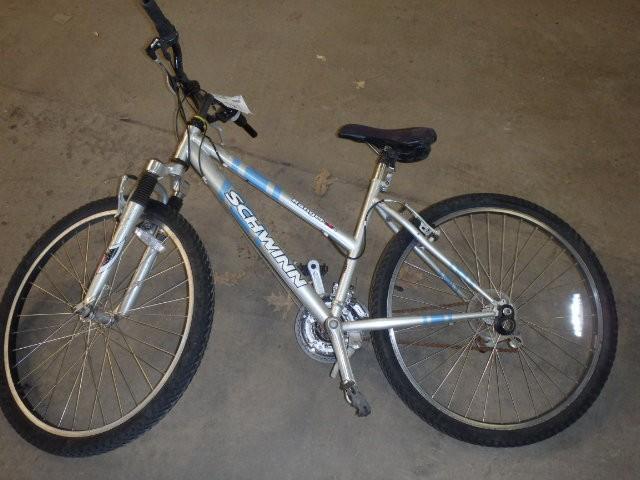 lot 281 image: Schwinn, Ranger Bicycle, Mens 21 S...
