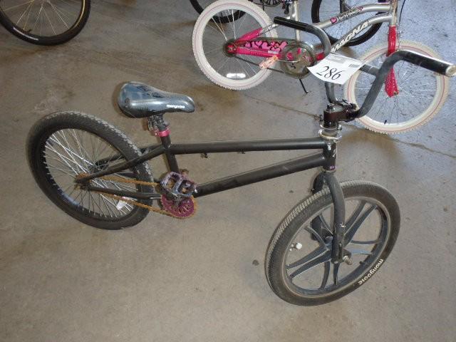 lot 286 image: Mongoose Bicycle, BMX Style, Black ...