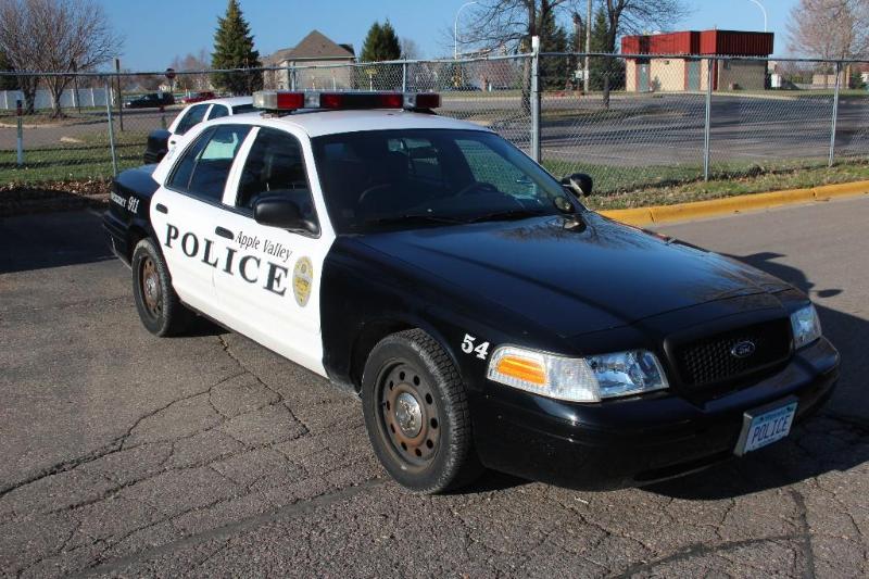 lot 3 image: 2006 FORD CROWN VICTORIA POLICE INT...
