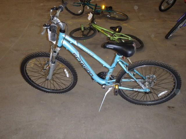 lot 300 image: Schwinn Bicycle, Womens 21 Speed M...