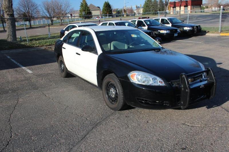 lot 4 image: 2008 CHEVROLET CHEVY IMPALA POLICE ...