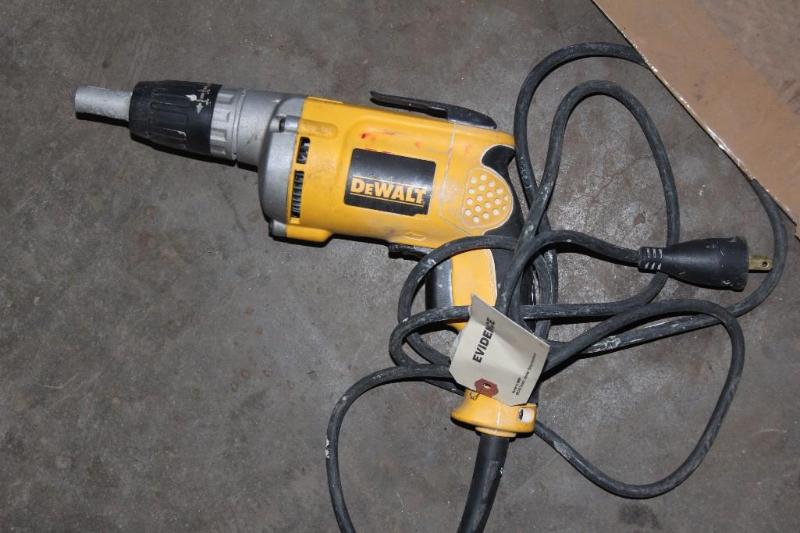 lot 52 image: DeWalt, VSR Drywall Screwdriver, Mo...