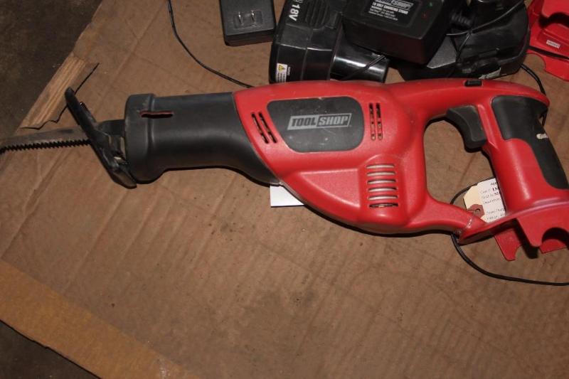 lot 55 image: Lot of (6) Items (4) Power Tools, ...