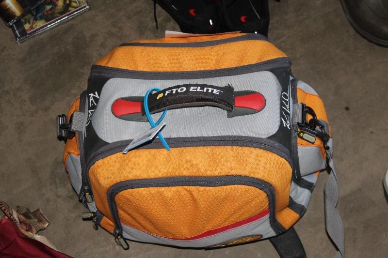 lot 74 image: FTO Elite, Bag, with Gander Mountai...