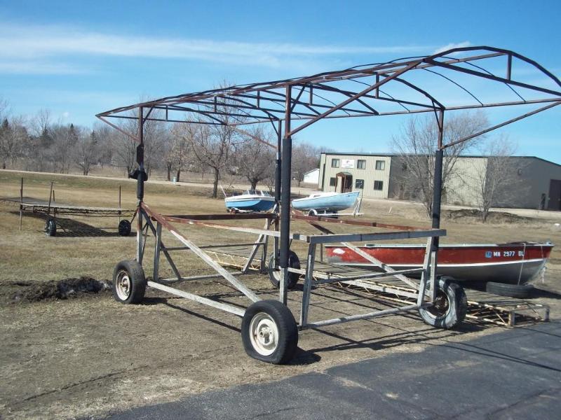 Steel Cantilever Lift with Canopy a...