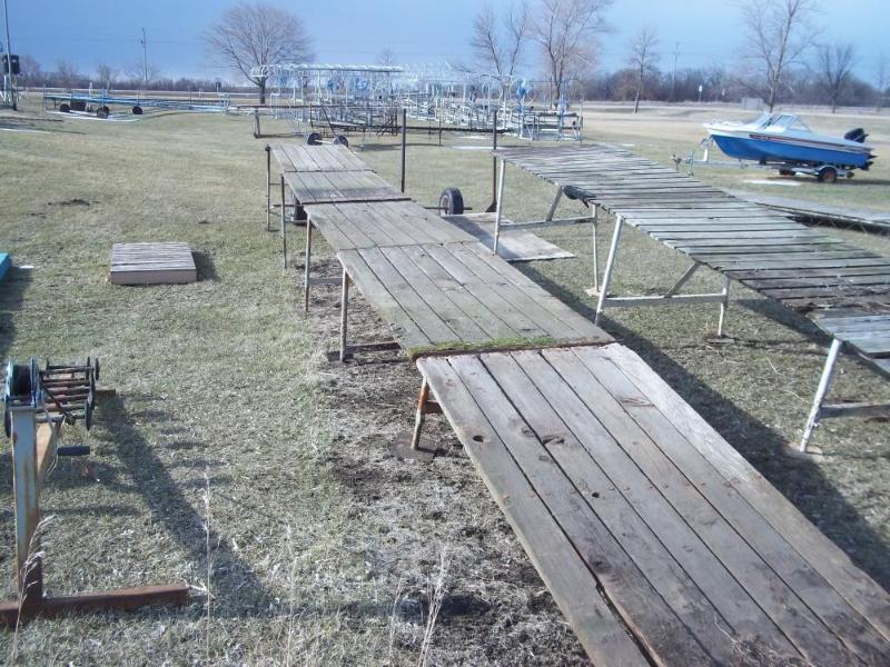 4 x 40 Standing Steel Dock with w...