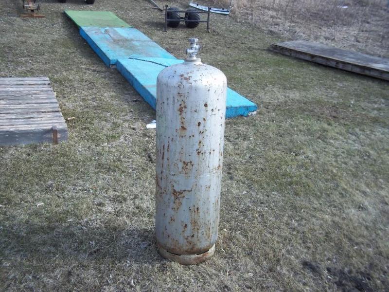 100 LB Propane tank...