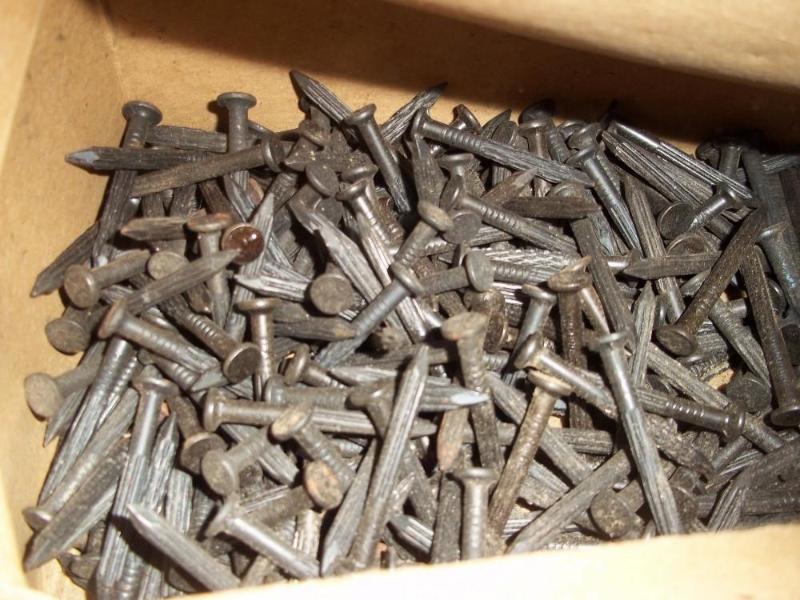 2 lbs 1 12&quot Masonry Nails...