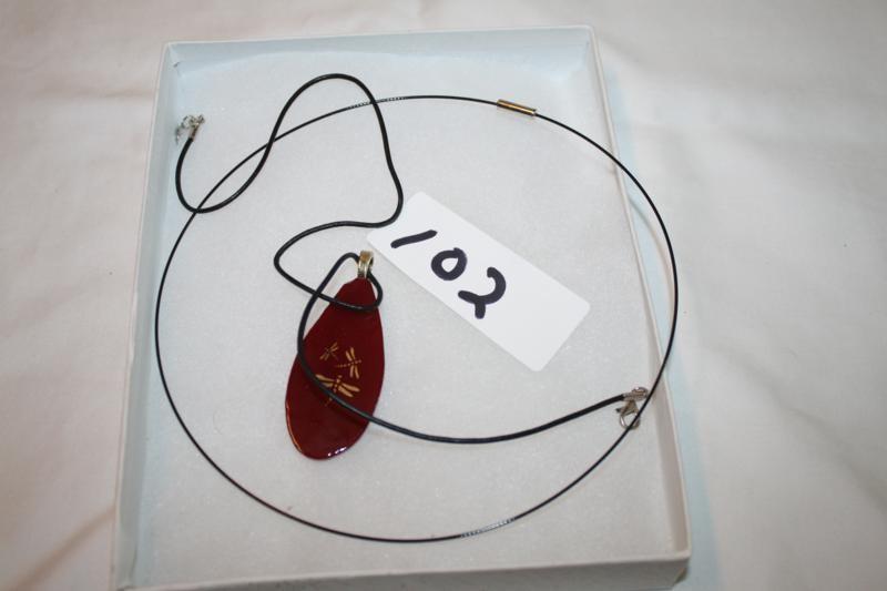 lot 102 image: Jewelry necklace...