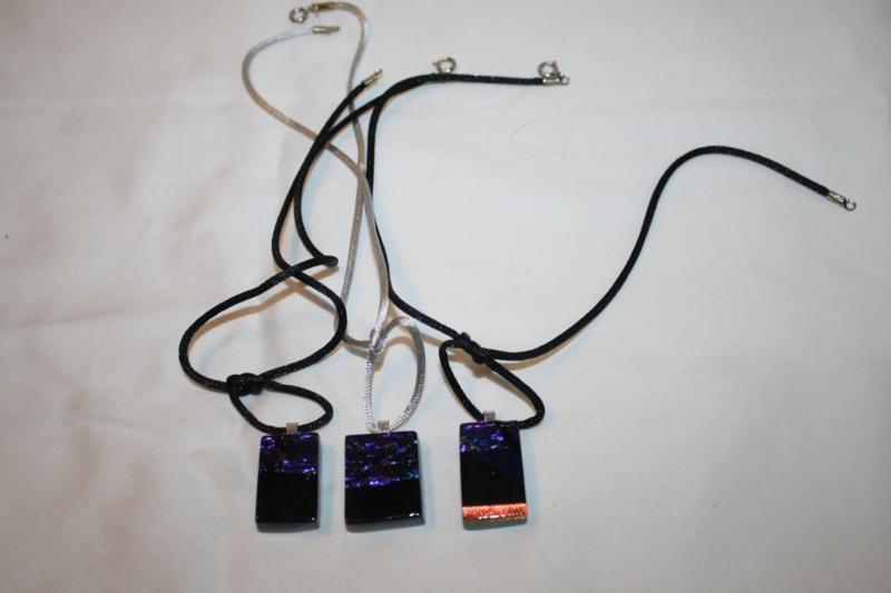 lot 106 image: 3 Jewelry necklaces...
