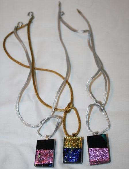 lot 109 image: 3 Jewelry necklaces...