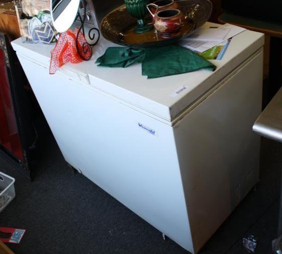 lot 162 image: Vencold freezer model # SFT42-C10 2...