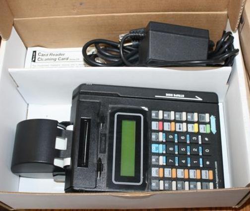 lot 24 image: Hypercom T7P credit card machine , ...