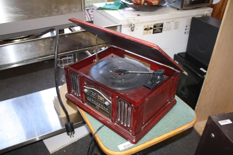 lot 41 image: Leetac recordcd player , it is wor...