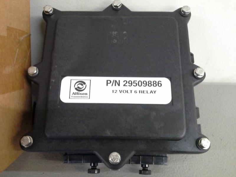 lot 172 image: MODULE VEHICLE INTERFACE ASSY. 29509886 B500 GILLIG