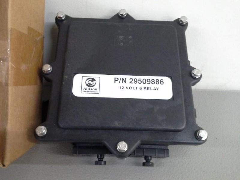 lot 173 image: MODULE VEHICLE INTERFACE ASSY. 29509886 B500 GILLIG