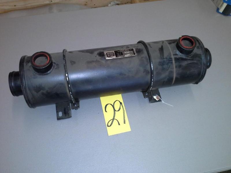 lot 29 image: COOLER TRANSMISSION OIL 29523124 GIL-B500 TRANS.