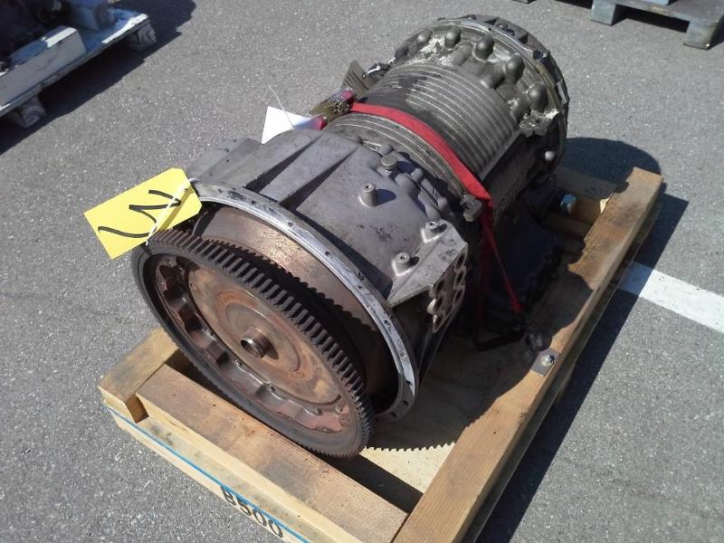 lot 3 image: TRANSMISSION B500 GILLIG