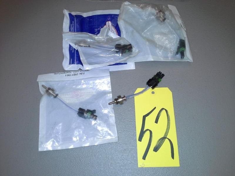 lot 52 image: (QTY 5) SENSOR TRANSMISSION TEMP B500  29511861