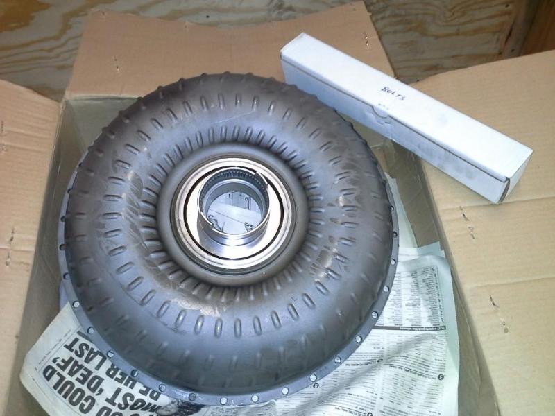 lot 83 image: PUMP TRANSMISSION TORQUE CONVERTER ASSY B500 29514729
