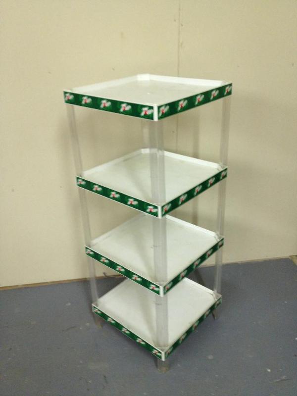 lot 21 image: 7up Display Rack