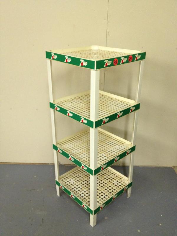 lot 22 image: 7up Display Rack