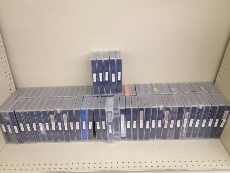 lot 64 image: Large VHS Movie Collection, 100 Movies total