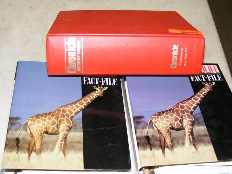2 Wildlife Fact- File books Chronic...
