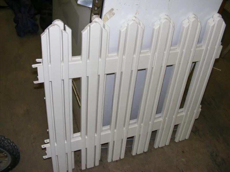 2 plastic Fence panels...