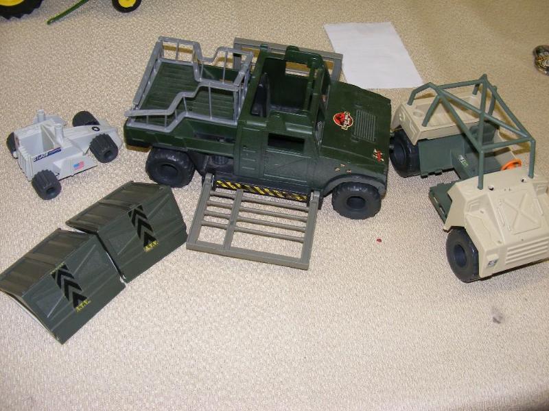Lot of Toys, Jurassic Park Jeep...