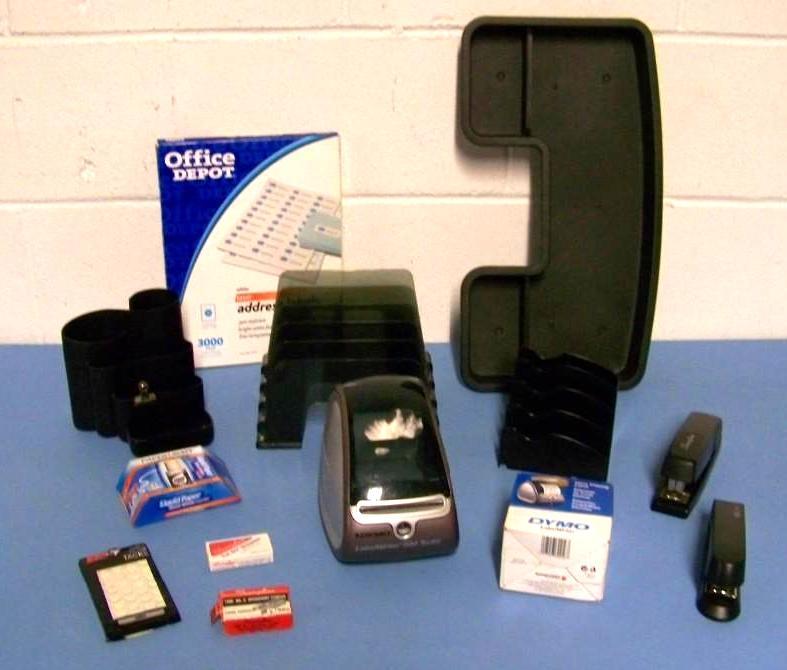 lot 44 image: Office Supplies