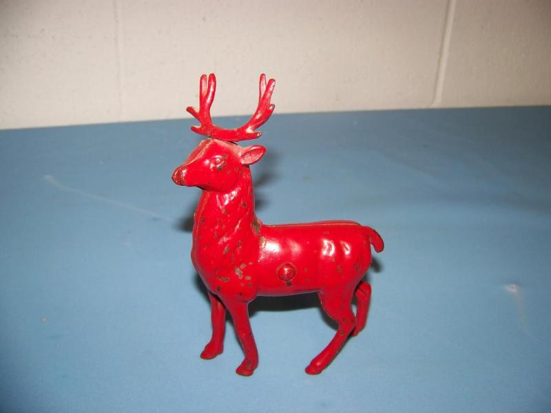 lot 58 image: Cast Iron Deer Bank - VINTAGE  COLLECTABLE  ANTIQUE