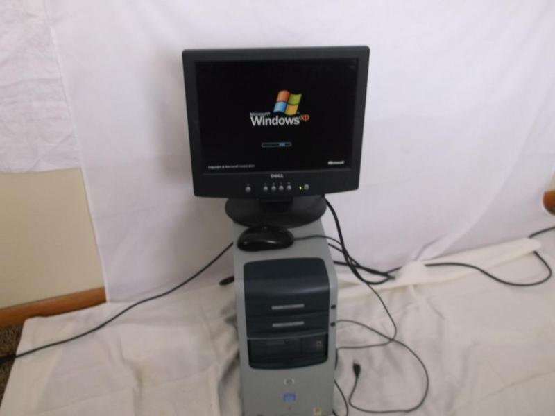 HP computer with Dell monitor power...