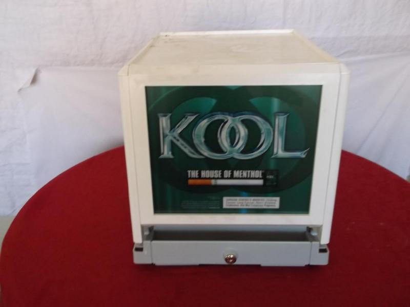 KOOL Cigarette light display lights...