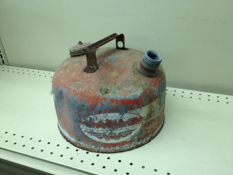 Vintage 1 Gallon Gas Can