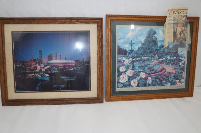 lot 23 image: 2 Vintage Framed Prints