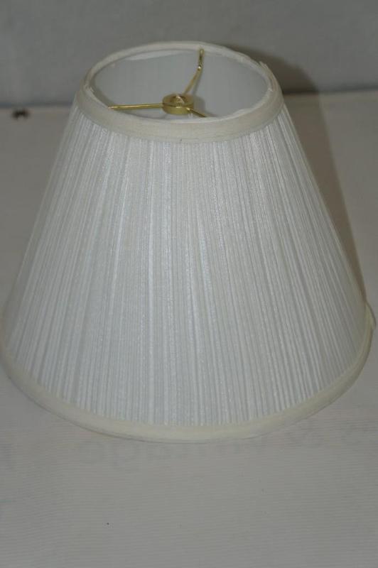 lot 88 image: 11 Ivory Pleated Lampshade