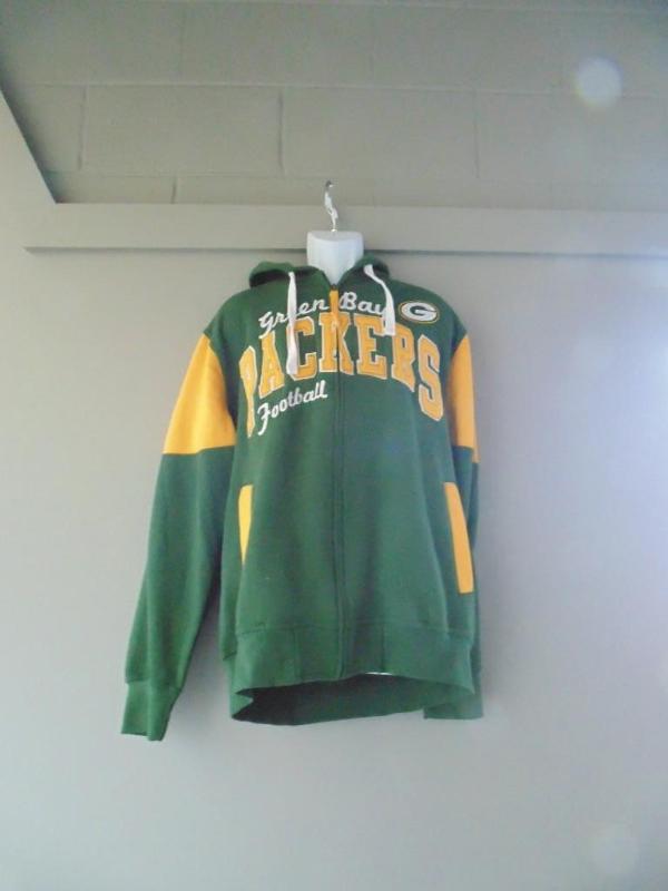 lot 12 image: Green Bay Packers Mens Full Zip Hoodie- XL