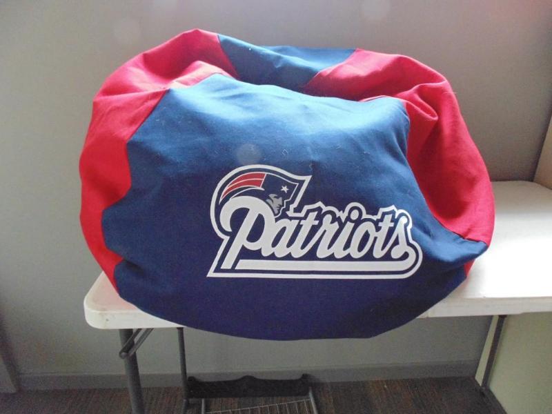 New England Patriots Bean Bag Chair Clinton TN Officially Licensed NFL Merchandise K BID